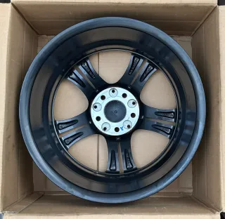 1x Original Mercedes A W176 B W246 CLA C117 17 Zoll Alufelge A2464011002 7,5JX17 ET52,5 NEU - Bild 3