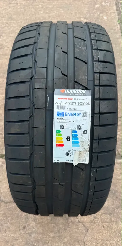 Background image for 1x Sommerreifen 275/35 ZR21 103Y XL Hankook Ventus S1 EVO 3 K127 DOT24 NEU