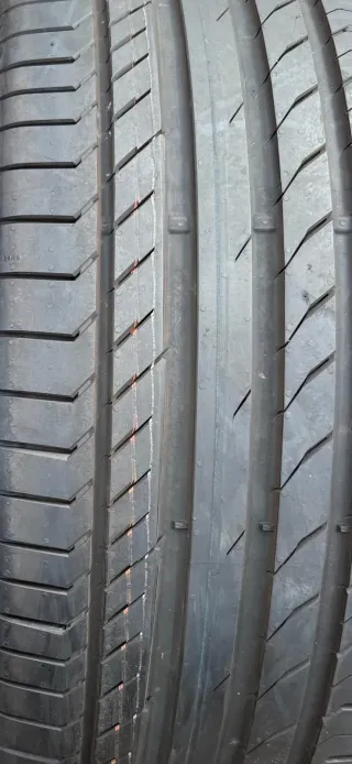 2x Sommerreifen 255/40 R20 101V XL Continental ContiSportContact 5 SUV Seal DOT22 NEU - Bild 3