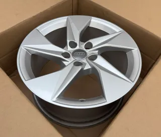 1x Original Audi A3 S3 8Y 17 Zoll Alufelge 5-Arm-Design 8Y0601025A 8,0Jx17 ET46 TOP - Bild 2