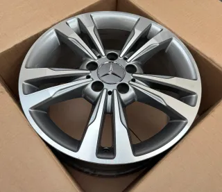 1x Original Mercedes E Klasse W212 S212 17 Zoll Alufelge A2124015602 8,0Jx17 ET48 TOP - Bild 2