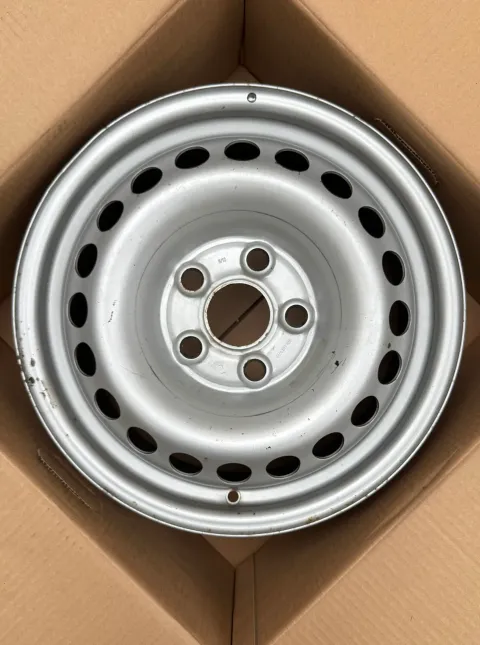 Background image for 1x Original VW T5 7E T6 7H Kasten 16 Zoll Stahlfelge 7H0601027D 6,5JX16 ET51