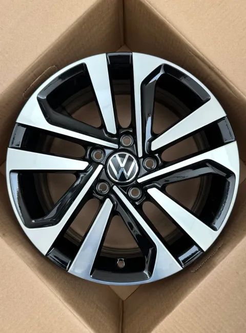 Background image for 1x Original VW Touran 5T 16 Zoll Alufelge Dublin 5TA601025P 6,5Jx16 ET48 NEU
