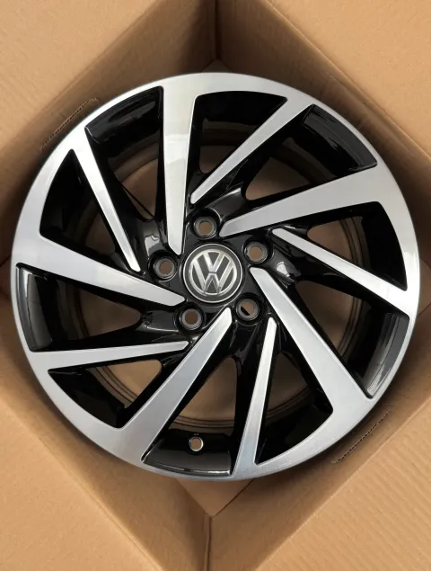 Background image for 1x Original VW Golf VII 5G 16 Zoll Alufelge Woodstock 5G0601025DS 6,5Jx16 ET46 NEU