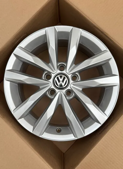 Background image for 1x Original VW Touran 5T 16 Zoll Alufelge Trondheim 5TA601025 6,5Jx16 ET48 TOP