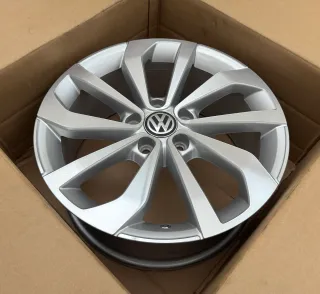 1x Original VW T-Roc 2GA A11 D11 17 Zoll Alufelge Johannesburg 2GA601025AC 7,0JX17 ET45 TOP - Bild 2