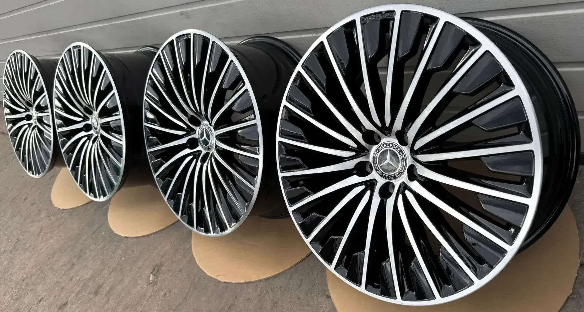 4x Original Mercedes E Klasse W214 S214 20 Zoll AMG Alufelgen A2144010500 A2144010600 - Bild 1