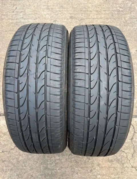 Background image for 2x Sommerreifen 225/45 R19 92W Bridgestone Dueler H/P Sport DOT20 6,2-6,7mm