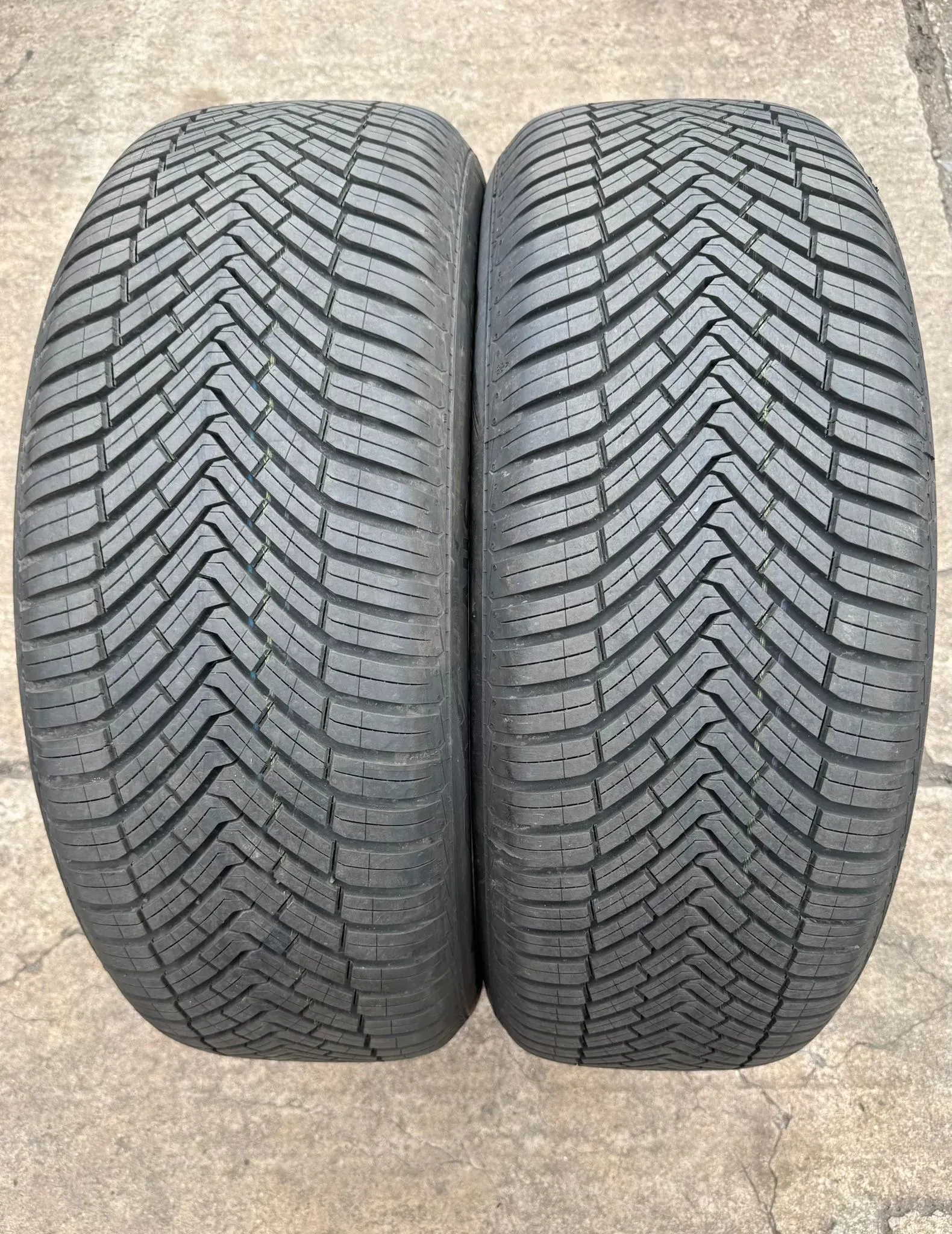2x Allwetterreifen 235/55 R19 105H XL Continental AllSeason Contact DOT26 NEU - Bild 1