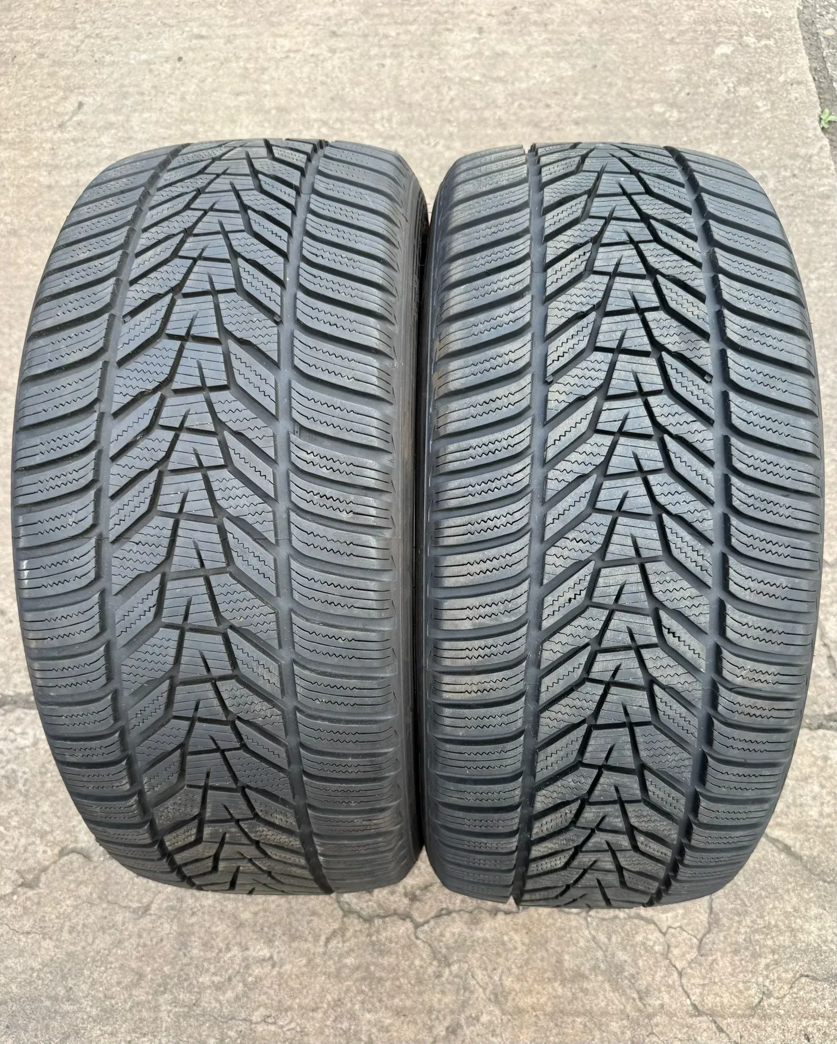 2x Winterreifen 255/45 R18 103V XL Hankook Winter I*Cept EVO 3 W330 DOT24 7,3-7,9mm - Bild 1