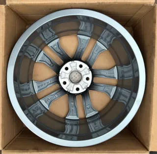 1x Original Audi A3 S3 8Y 18 Zoll Alufelge 8Y0601025CE 8,0Jx18 ET46 NEU - Bild 3