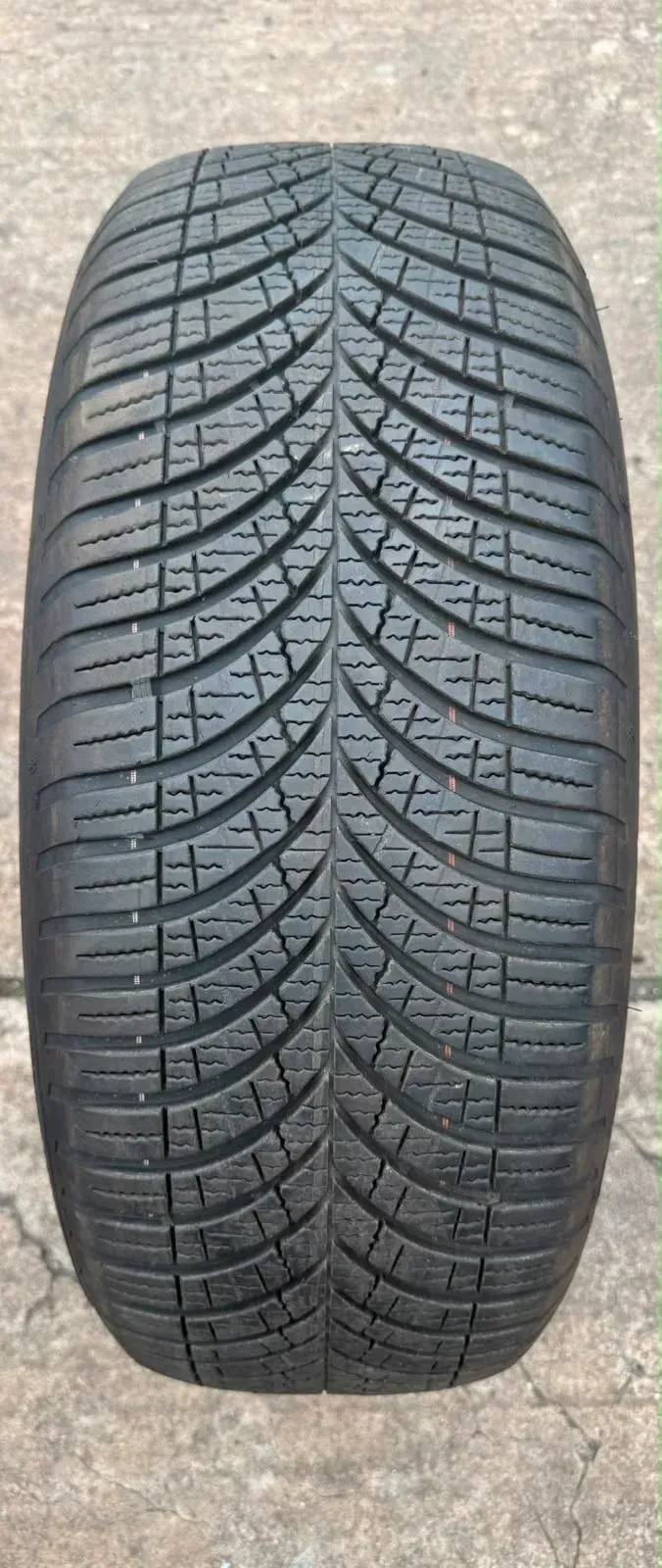 1x Allwetterreifen 235/60 R18 107W XL Goodyear Vector 4Season Gen-3 SUV DOT22 5,9-6,5mm - Bild 1