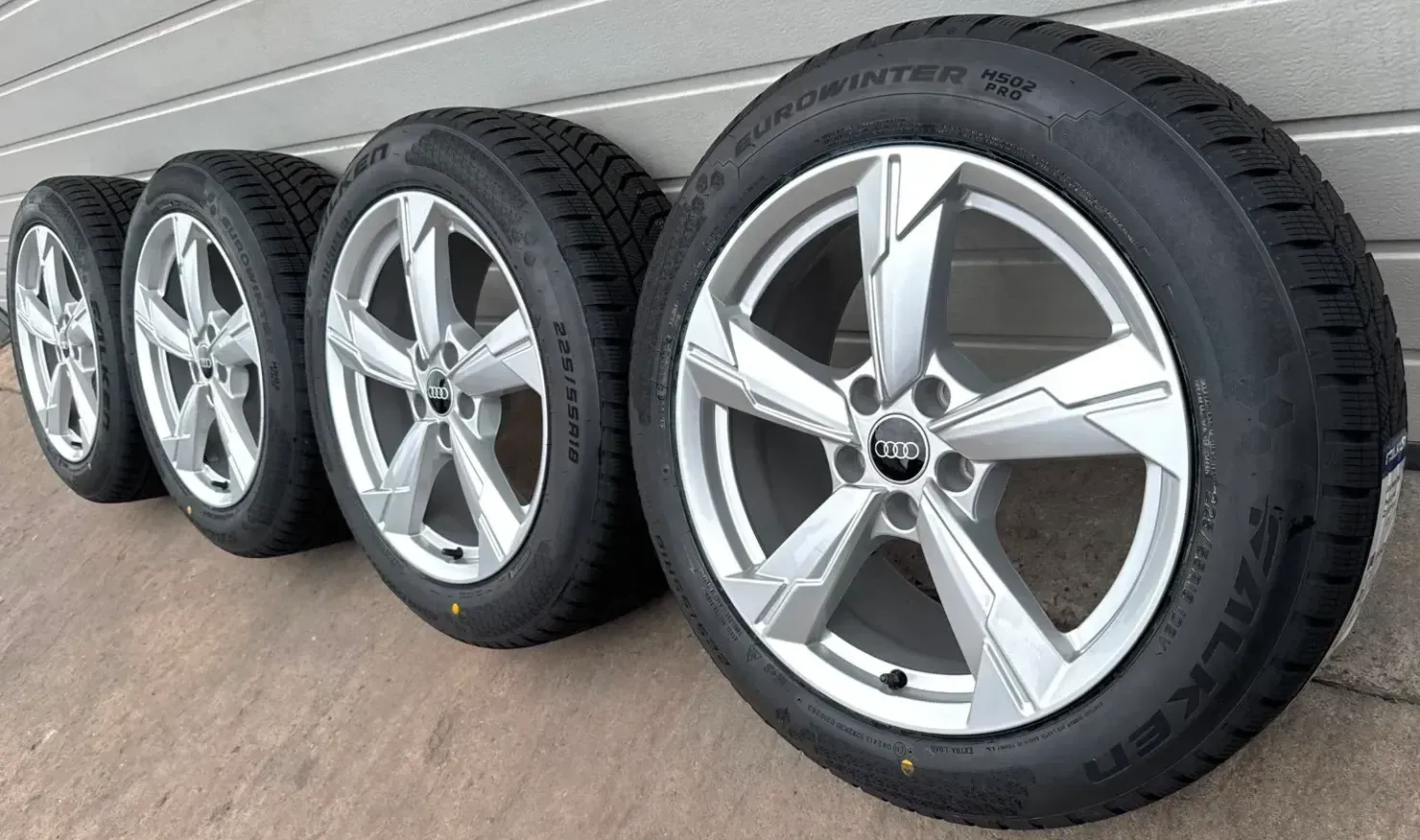 4x Original Audi A6 4K C8 18 Zoll Winterräder 4K0601025D Alufelgen DOT26 NEU - Bild 1