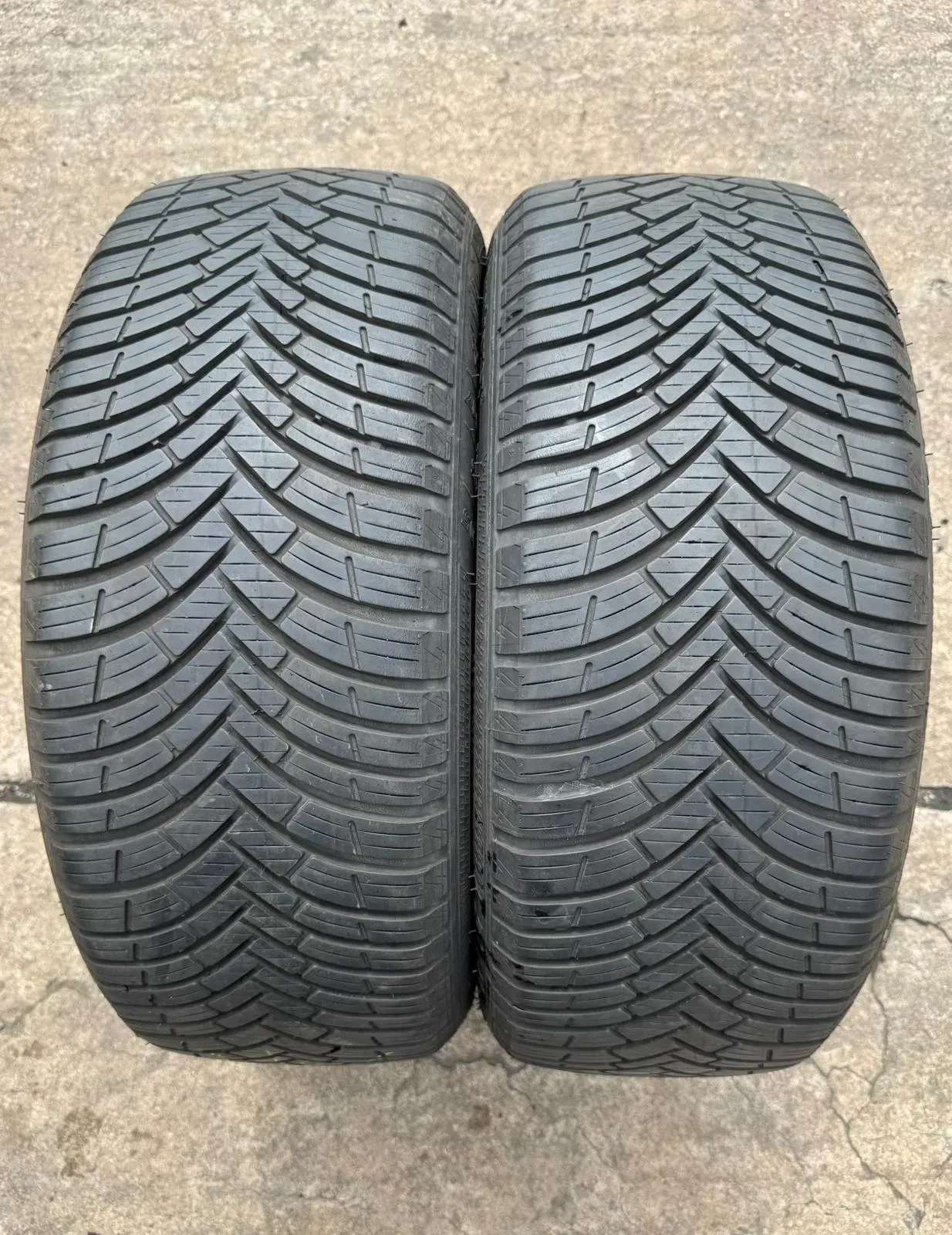 2x Allwetterreifen 205/45 R17 88V XL Kleber Quadraxer 2 DOT20 5,9-6,7mm - Bild 1