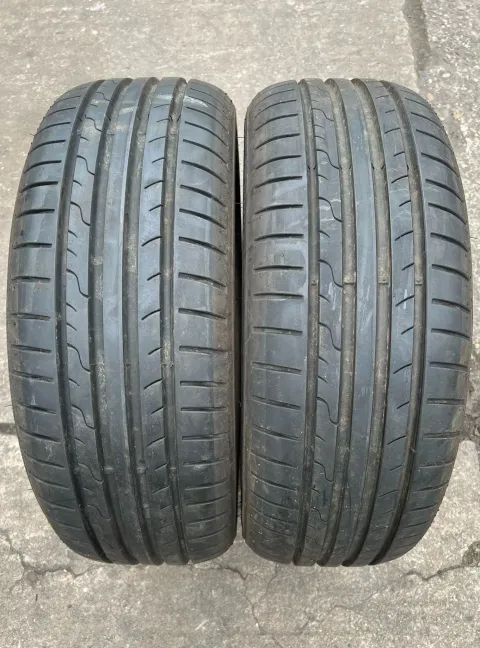 Background image for 2x Sommerreifen 205/55 R16 91V Dunlop Sport BluResponse DOT24 7,3-7,6mm