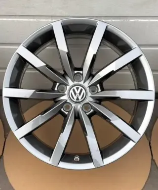 4x Original VW Passat 3G B8 18 Zoll Alufelgen Monterrey 3G0601025Q 8,0JX18 ET44 NEU - Bild 4