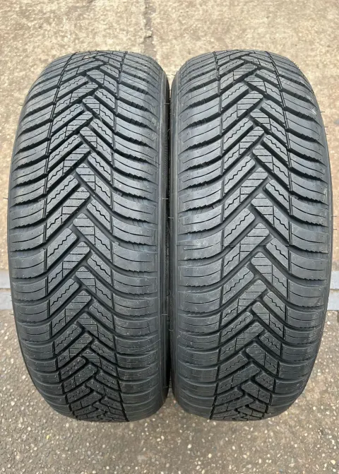 Background image for 2x Allwetterreifen 195/55 R16 91H XL Hankook Kinergy 4S 2 H750 DOT24 Demo NEU
