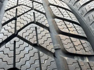 2x Winterreifen 215/65 R17 99H Pirelli Winter Sottozero 3 MO DOT25 NEU - Bild 3