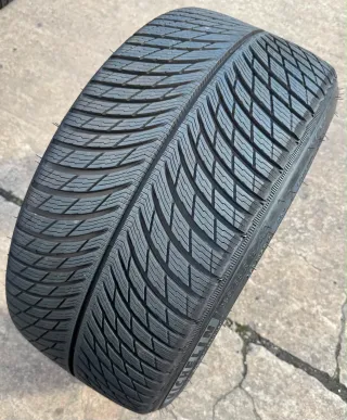 1x Winterreifen 255/35 R19 96V XL Michelin Pilot Alpin 5 MO1 DOT25 7-7,7mm - Bild 2