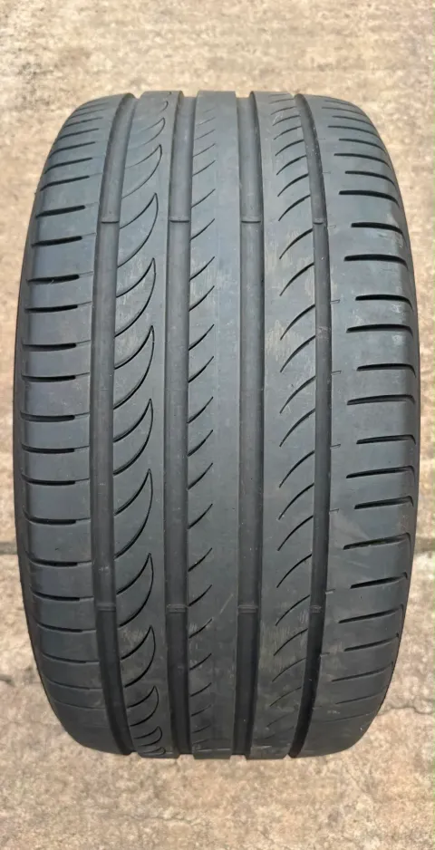 Background image for 1x Sommerreifen 255/35 R19 96Y XL Pirelli Powercy DOT24 5,7-6,1mm