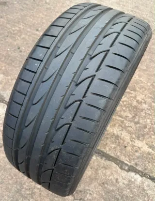 1x Sommerreifen 235/40 R19 96W XL Bridgestone Potenza S001 DOT23 DEMO - Bild 2