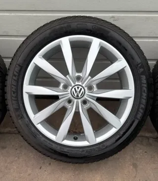 4x Original VW Golf VIII 5G GTI 17 Zoll Winterräder Dijon 5G0601025K DOT19 6-7mm - Bild 4