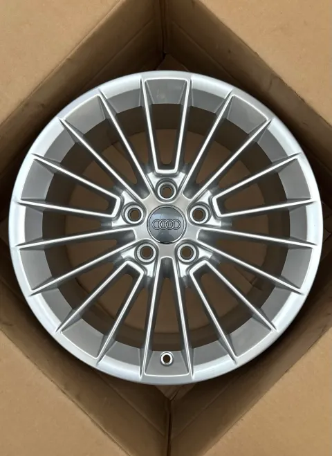 Background image for 1x Original Audi A3 S3 8Y 17 Zoll Alufelge Vielspeichen-Design 8Y0601025B 8,0Jx17 ET46 NEU