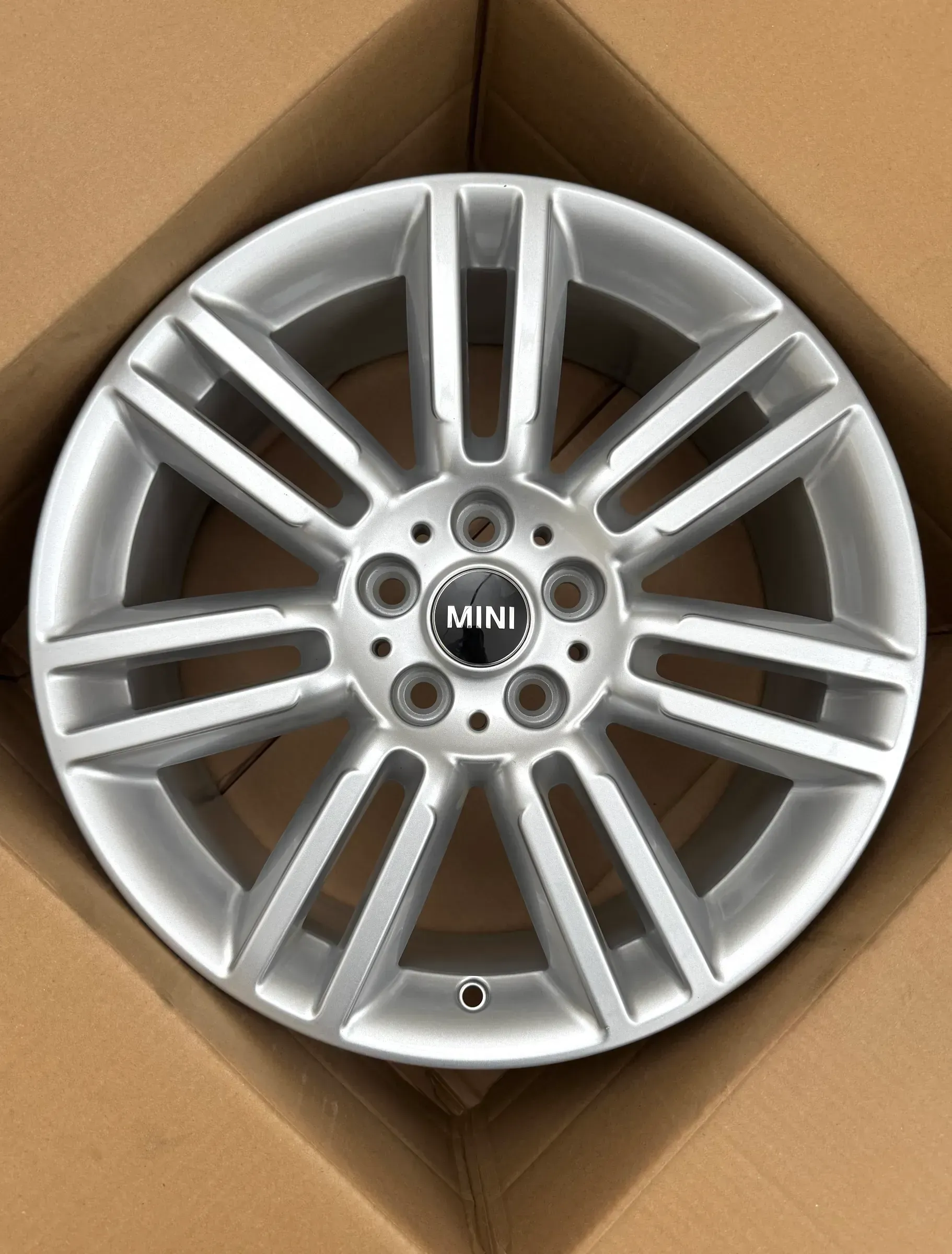 1x Orig Mini Countryman F60 18 Zoll Alufelge Pair Spoke 532 6856032 7,5JX18 ET51 NEU - Bild 1
