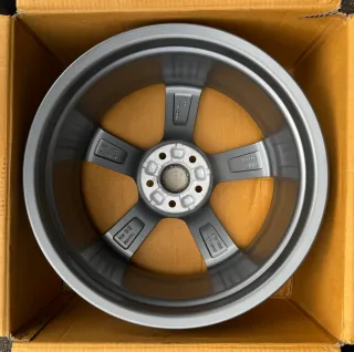 1x Original Audi A4 8K B8 19 Zoll Alufelge Rotor 8K0601025CN 8,5JX19 ET43 Titan NEU - Bild 3