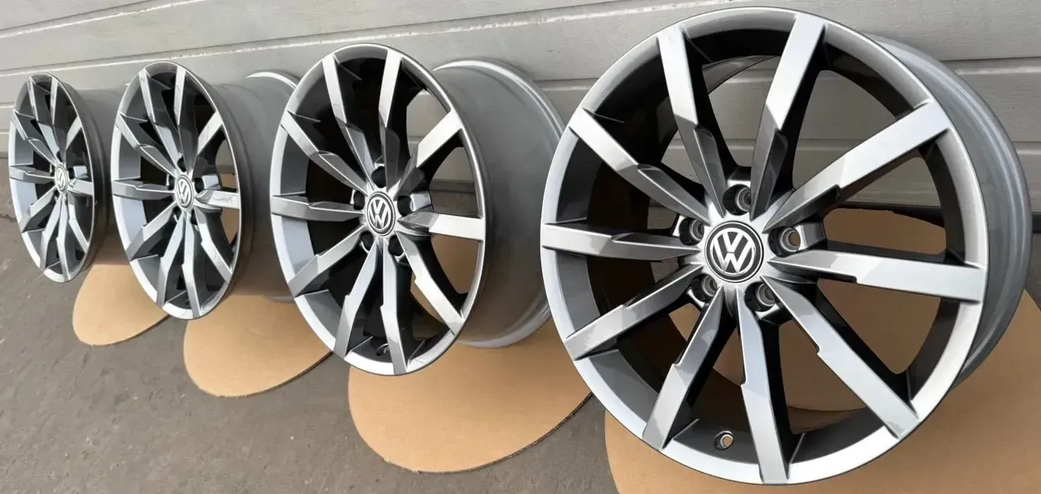 4x Original VW Passat 3G B8 18 Zoll Alufelgen Monterrey 3G0601025Q 8,0JX18 ET44 NEU - Bild 1