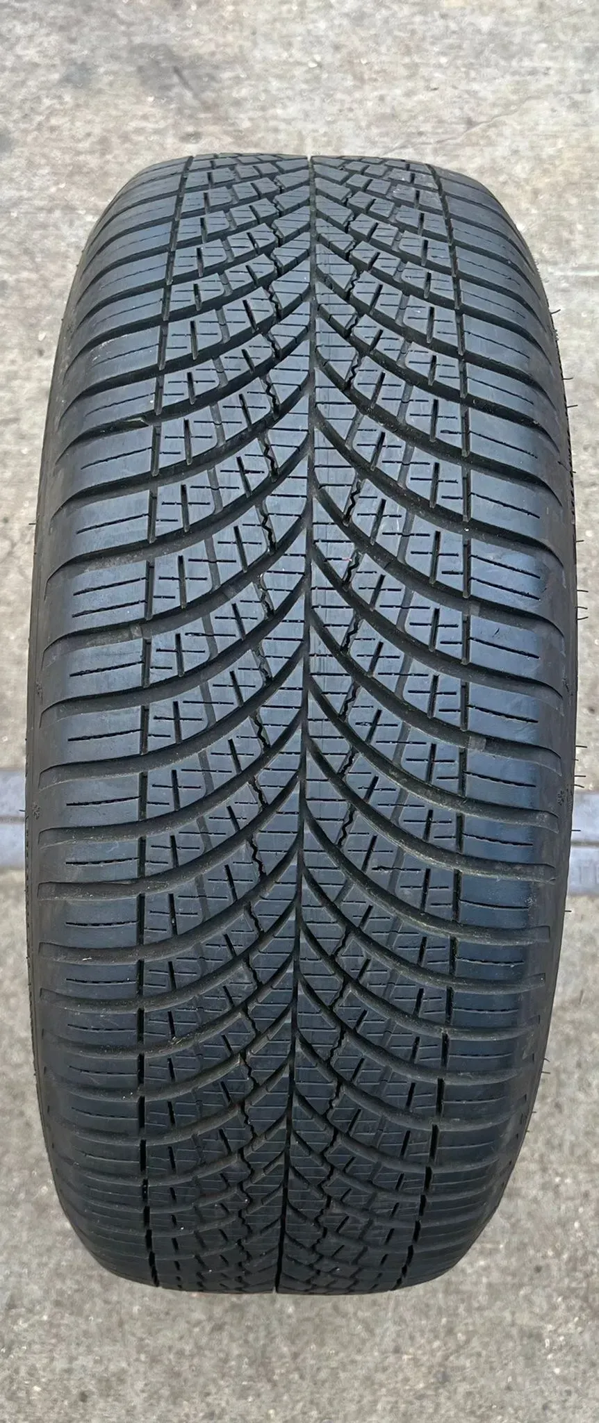 1x Allwetterreifen 205/55 R16 94V XL Goodyear Vector 4Seasons Gen-3 DOT25 7,3-8mm - Bild 1