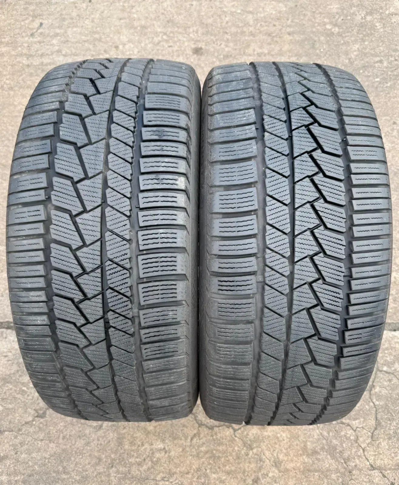 2x Winterreifen 245/40 R19 98V XL Continental Winter Contact TS860S DOT23 6-6,9mm - Bild 1