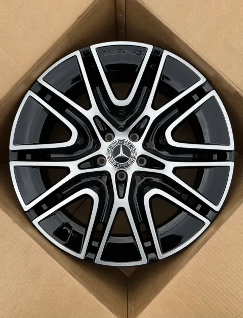 Background image for 1x Orig Mercedes GLA H247 GLB X247 20 Zoll AMG Alufelge A2474015300 8JX20 ET48 NEU