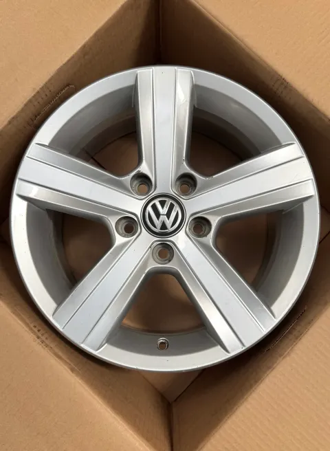 Background image for 1x Original VW Golf VII 5G 16 Zoll Alufelge Dover 5G0601025BP 6,5JX16 ET46 TOP