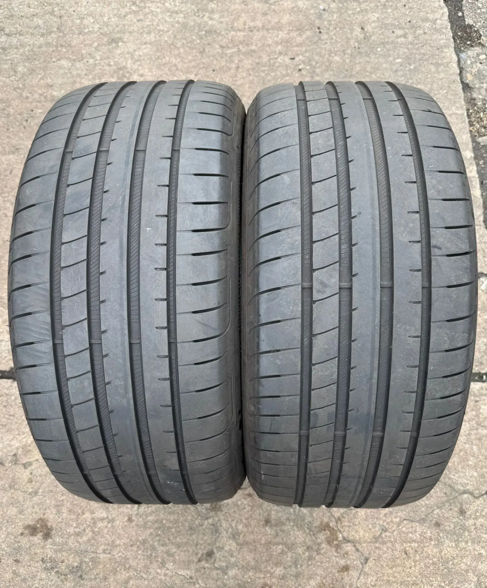 2x Sommerreifen 255/40 R18 99Y XL Goodyear Eagle F1 Asymmetric 5 MO DOT23 5,5-6mm - Bild 1