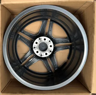 1x Original Mercedes A B Klasse W177 W247 CLA C118 18 Zoll AMG Alufelge A1774011500 7,5Jx18 ET49 Tremolit - Bild 4