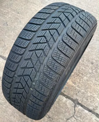 1x Winterreifen 245/45 R19 102V XL Pirelli Winter Sottozero 3 MO DOT20 7,4-7,8mm - Bild 2