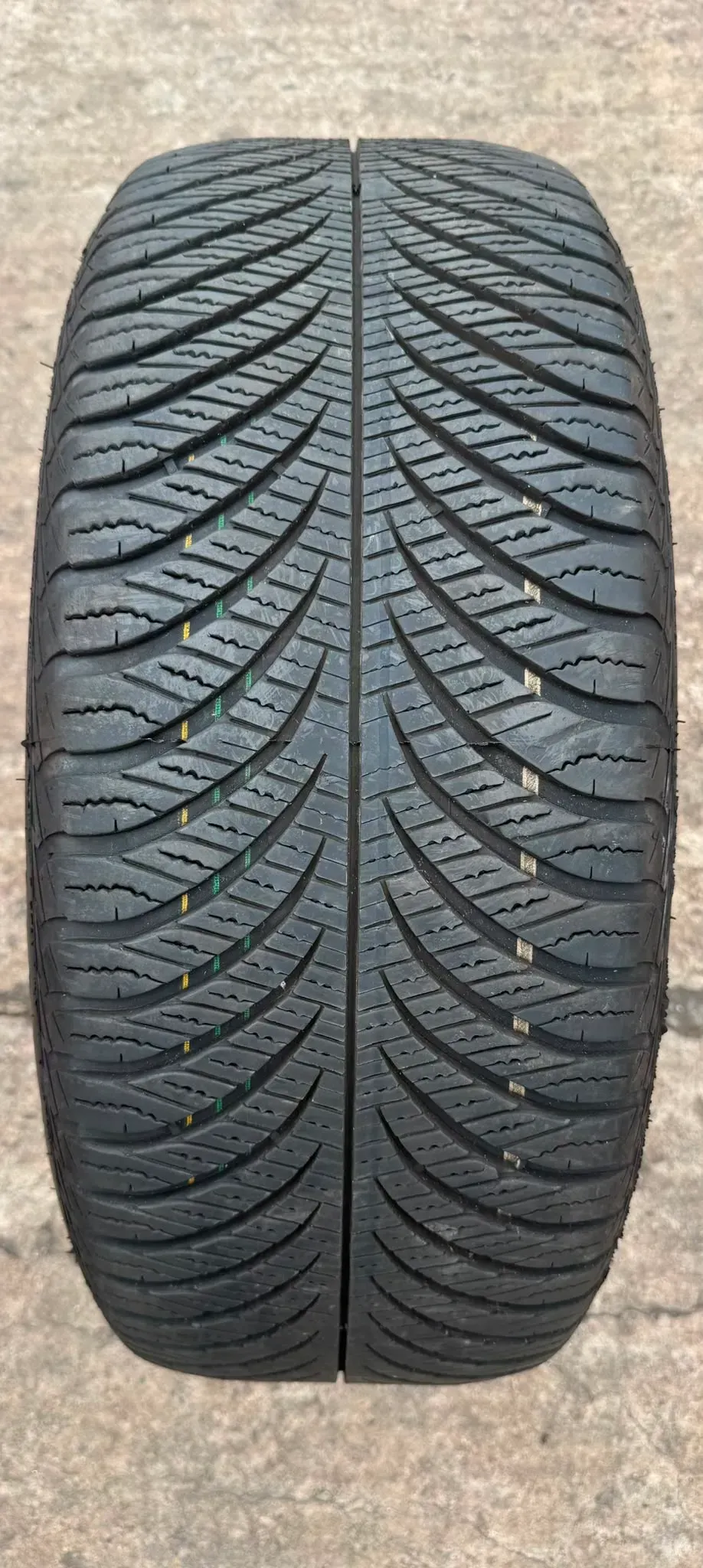 1x Allwetterreifen 215/55 R17 94V Goodyear Vector 4Seasons Gen-2 AO DOT25 5,6-6,3mm - Bild 1