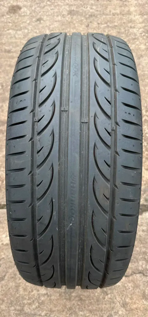Background image for 1x Sommerreifen 225/45 R17 94Y XL Hankook Ventus V12 EVO 2 K120 DOT23 6,5-7,5mm