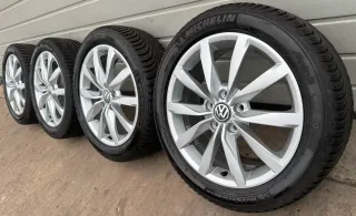 4x Original VW Golf VIII 5G GTI 17 Zoll Winterräder Dijon 5G0601025K DOT19 6-7mm - Bild 1