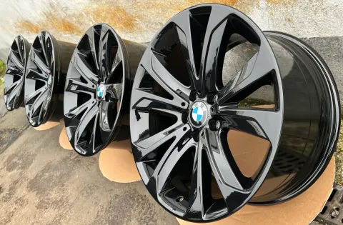 Background image for 4x Original BMW X5 F15 X6 F16 20 Zoll Sternspeiche 491 Alufelgen 6858527 6858528