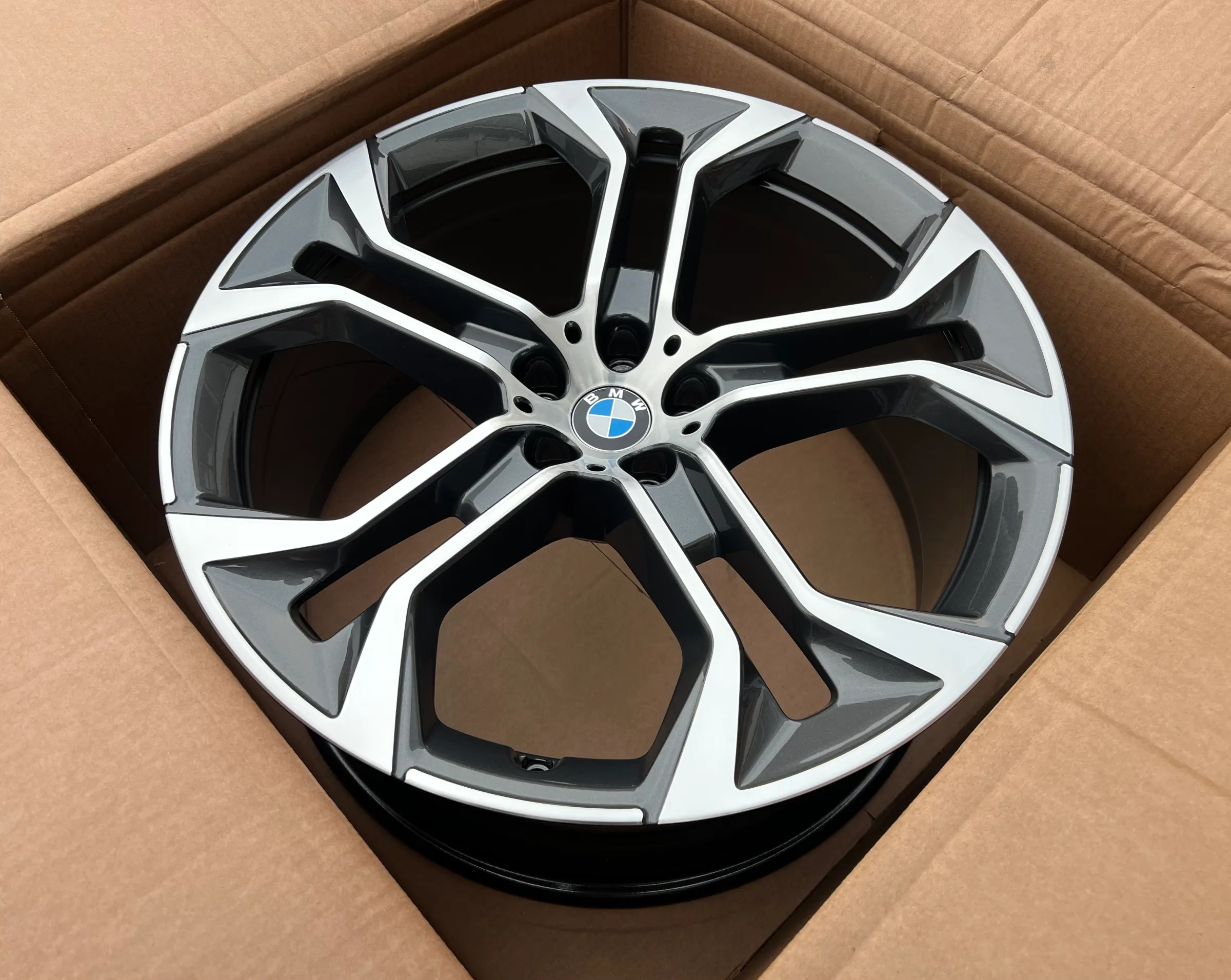 Original BMW X5 G05 X6 G06 21 Inch Y Speiche 744 Alloy 6883761 9